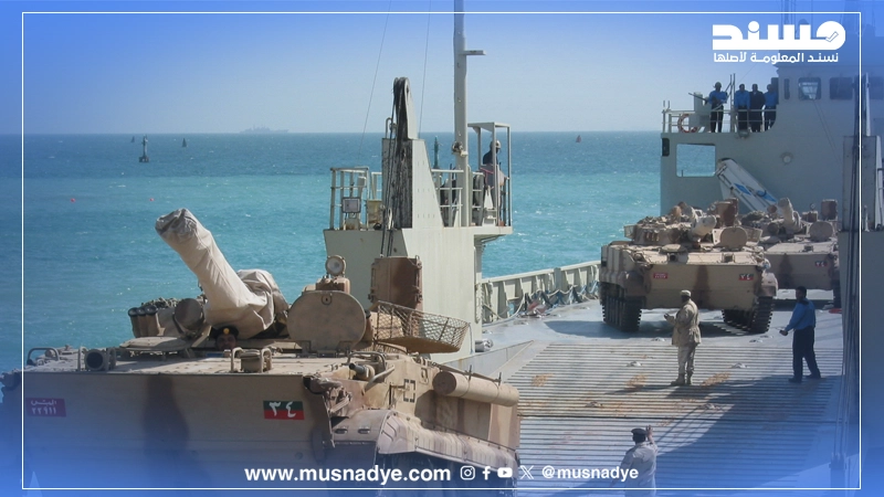 الصورة المتداولة ليست لوصول سفينة معدات عسكرية إلى سقطرى وتعود لعام 2003