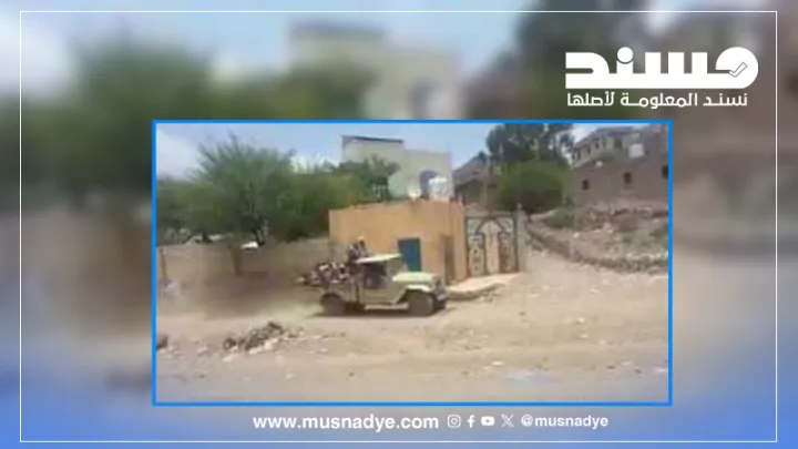 الفيديو قديم ويعود لتعزيزات متجهة إلى جبهة العمد في الضالع عام 2015 وليس حديثًا