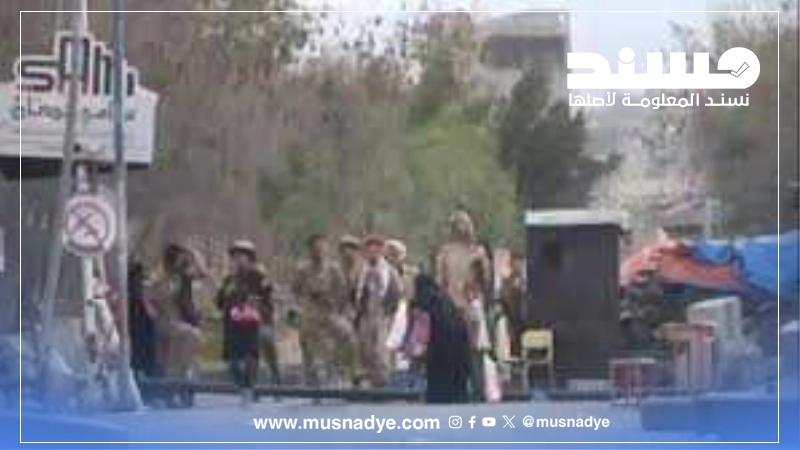 فيديو قديم لنقطة جولة القصر في تعز وليس لإغلاق القوات الحكومية طريق الحوبان والقصر حديثًا