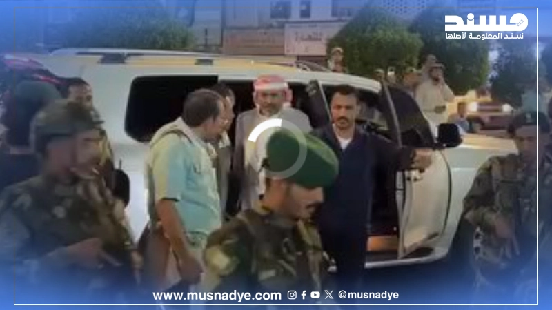 فيديو ظهور عيدروس الزبيدي في ساحة العروض بعدن قديم وليس حديثًا