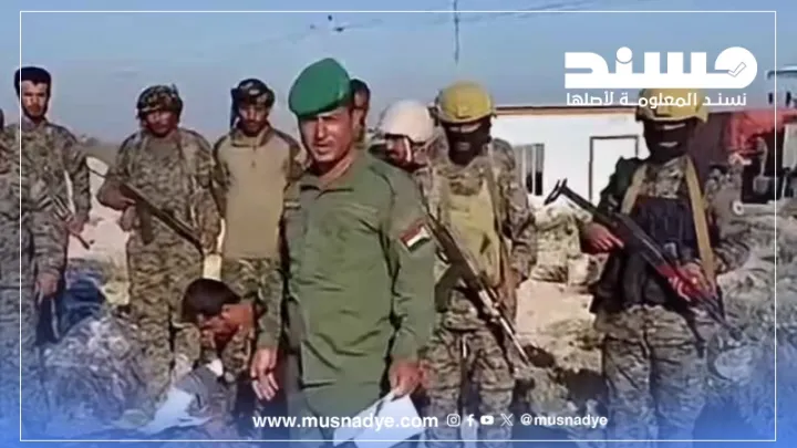 فيديو قديم لضبط شحنة أسلحة مهربة في نقطة أمنية يمنية وليس حديثًا